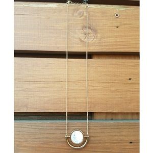 White Marble design Jinouth Necklace